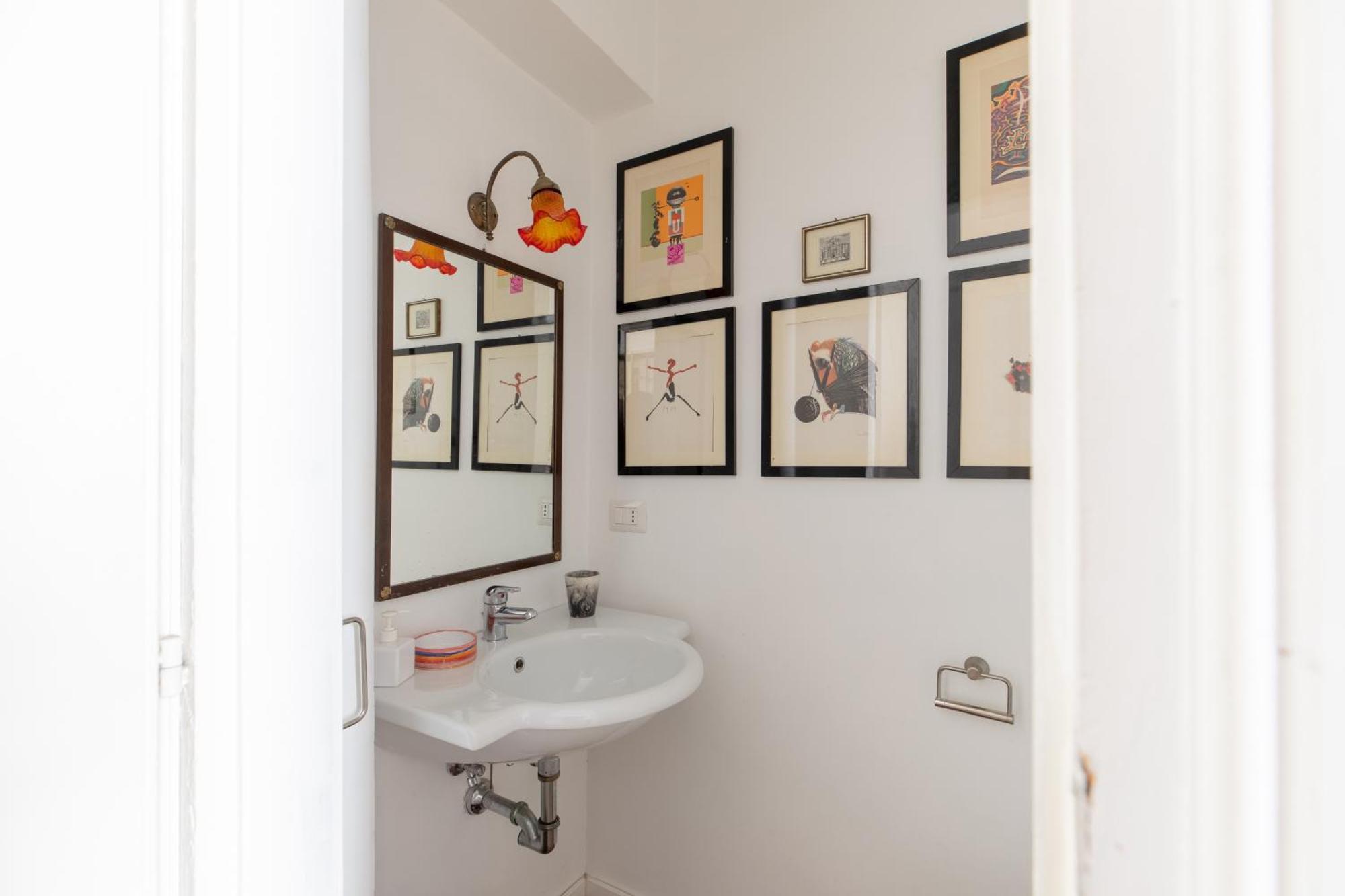 Apartamento Iflat Trastevere Bright And Comfy 2 Bedroom